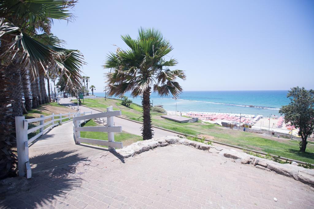 Spat Beach Бат-Ям Экстерьер фото