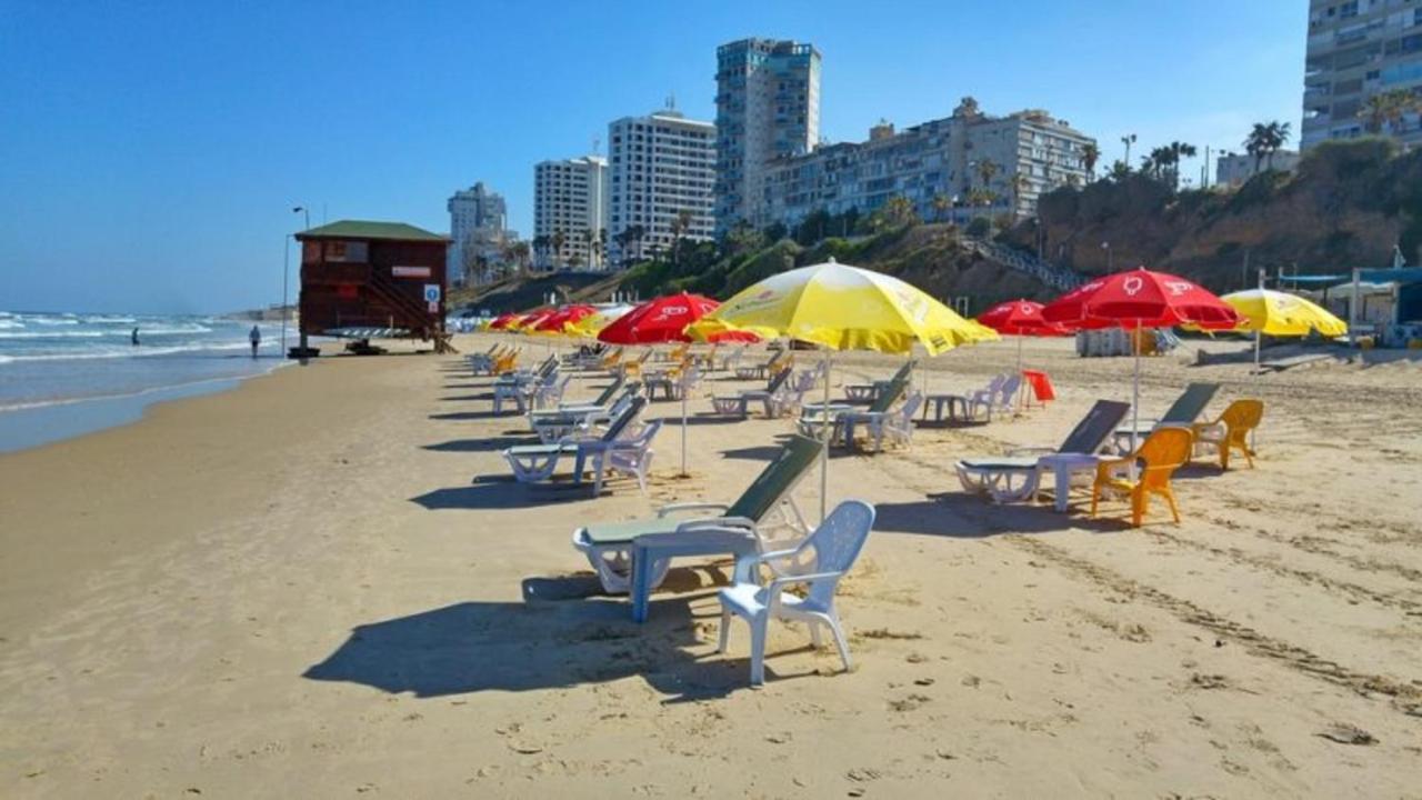 Spat Beach Бат-Ям Экстерьер фото